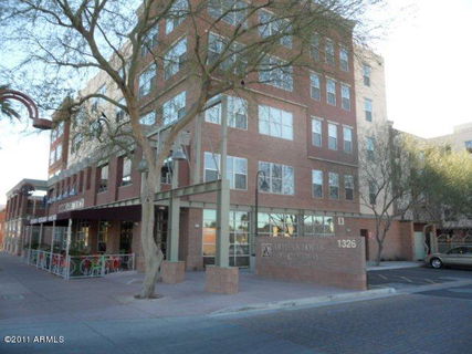 listing image