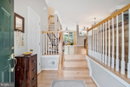 brightmls/a9d8f9a1b021efe6fc53b19a199d0083.jpg?width=131&height=105&format3=webp