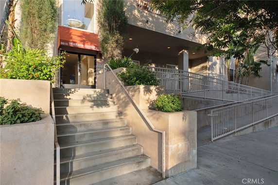 Building image