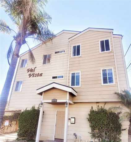 Front view of a multi-story residential building named Val Vista.