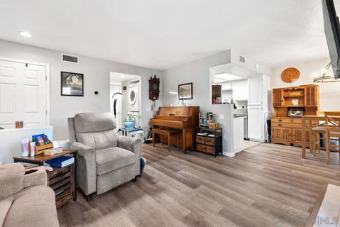 listing image