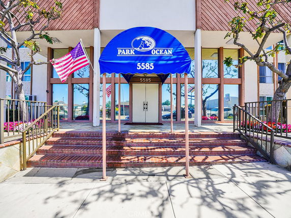Front view of a building with an entrance canopy displaying 'Park Ocean' and the number '5585'.
