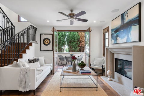 listing image
