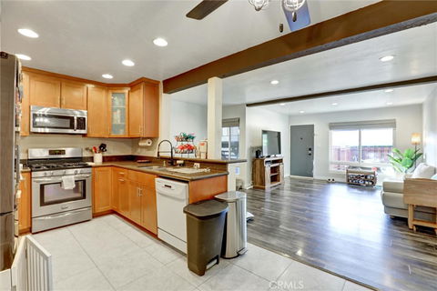 listing image