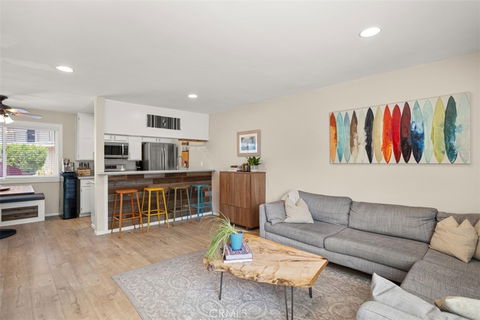 listing image