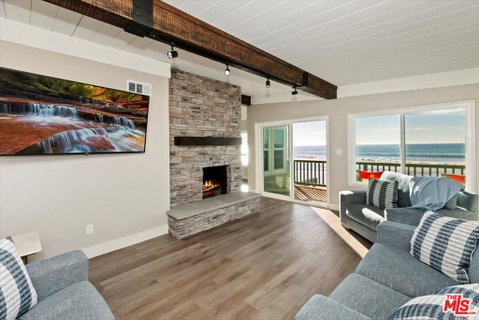 listing image