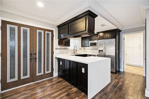 listing image