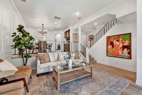 listing image