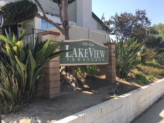 Front view of Lakeview Townhomes with signage.