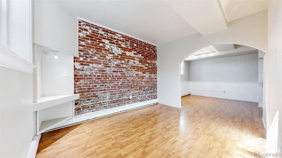 Building Image