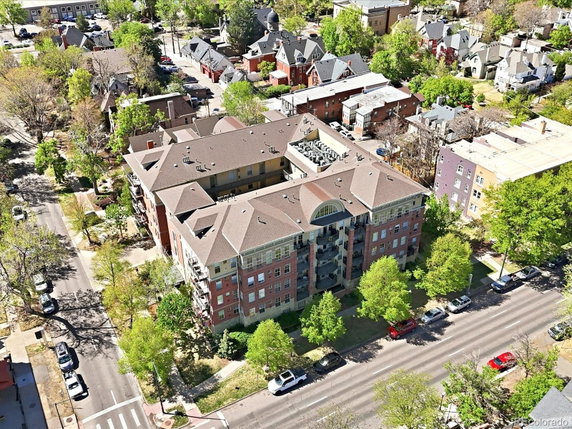 Building Image