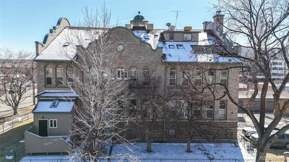 Building Image