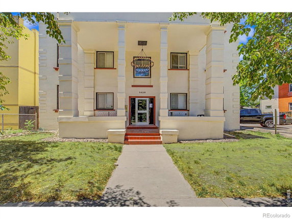 Building Image