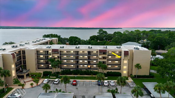Building image