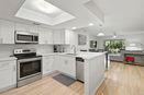 flstellar/44a240bde302f3b4c33101edd0eca1fa.jpg?width=131&height=105&format3=webp