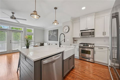 listing image