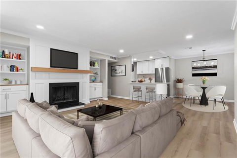listing image