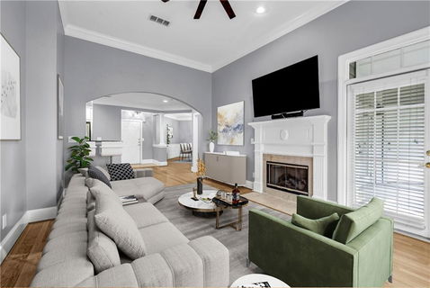 listing image