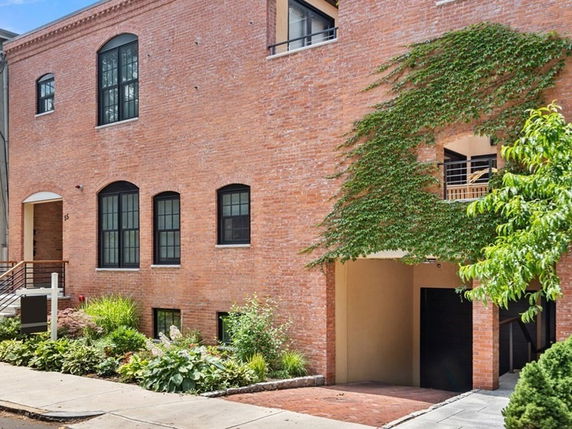 Building image