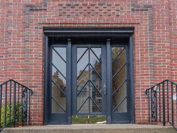 Building image