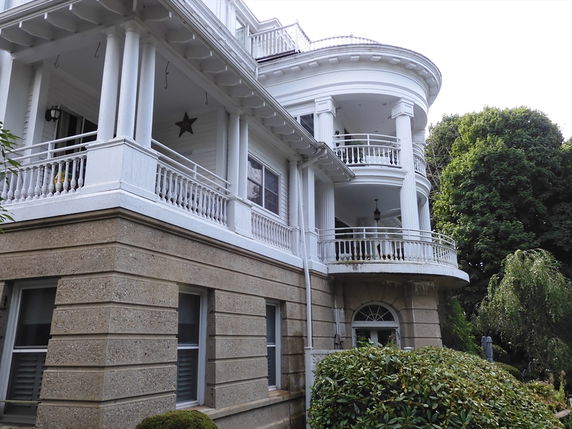 Building image