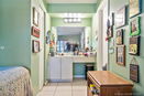 miamire/074193791b38f8de23fd0ba5e5158bf9.jpg?width=131&height=105&format3=webp