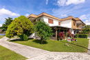 miamire/0a28b628d5d96755ddc519e98e2b4139.jpg?width=131&height=105&format3=webp