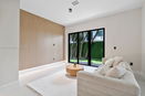 miamire/0c2bf52c4ebb62380706953d11521abb.jpg?width=131&height=105&format3=webp