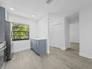 miamire/0ec89e783dfe850dde93a25df661f1a0.jpg?width=131&height=105&format3=webp