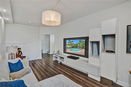 miamire/13f63f5d6b2cfd476dc0091687e05e32.jpg?width=131&height=105&format3=webp