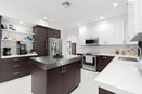 miamire/2e2aeb81c7807441aee65b5a9d1dd32c.jpg?width=131&height=105&format3=webp