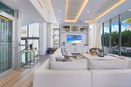 miamire/2e67ab93b99a0ade026aa72fef627800.jpg?width=131&height=105&format3=webp
