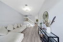 miamire/2fc668e5663aee1ddd9c38d38705624c.jpg?width=131&height=105&format3=webp