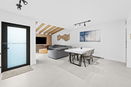 miamire/31624c40882d40f101498938a51339c4.jpg?width=131&height=105&format3=webp