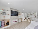 miamire/323077201eb87b2078d91ed123d4f5cd.jpg?width=131&height=105&format3=webp