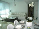 miamire/376c8e8d7473d861aaf48a3d09bb8e59.jpg?width=131&height=105&format3=webp
