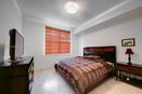 miamire/42fc8e0040773b95682a861ea086cde2.jpg?width=131&height=105&format3=webp