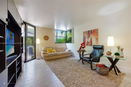 miamire/43f146af8e992632f630eed28c893ea9.jpg?width=131&height=105&format3=webp