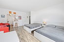 miamire/46d558bfd72aa410cf3a0b60e218f583.jpg?width=131&height=105&format3=webp