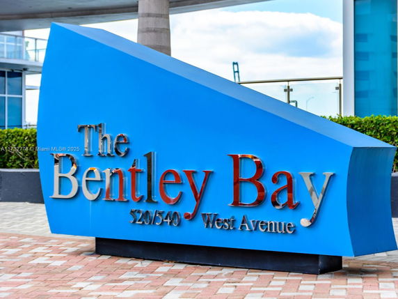Signage for The Bentley Bay at 520/540 West Avenue.