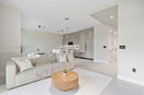 miamire/4add52bb7766c28605123e3b9978cfa4.jpg?width=131&height=105&format3=webp