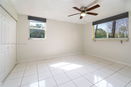 miamire/661c8adff75a05592c98be89c5b5b3d5.jpg?width=131&height=105&format3=webp