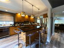 miamire/668cce4faf5167dd2d822cb6d9d87d13.jpg?width=131&height=105&format3=webp