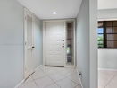 miamire/674ba2f95eff90b6edc2849a7f5a9d60.jpg?width=131&height=105&format3=webp