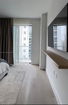 miamire/7996e9b9e7179f011a6926c6cc37fb11.jpg?width=131&height=105&format3=webp