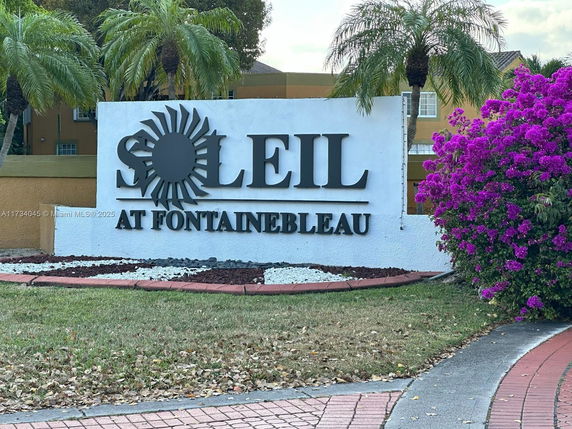 Entrance sign for Soleil at Fontainebleau