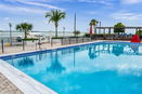 miamire/7c6a0e1eaaabebab75c2ab005650d62f.jpg?width=131&height=105&format3=webp