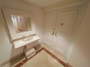 miamire/87687dfc4ab753f1b6f474db95496b3a.jpg?width=131&height=105&format3=webp