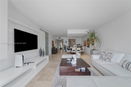 miamire/922f48b2e13292cc71402d2a15ca56ec.jpg?width=131&height=105&format3=webp