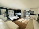 miamire/9466fe73feb1e4e889b27101a84805f6.jpg?width=131&height=105&format3=webp